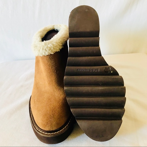 BCBG Leather Ankle Wood Wedge Boots (Size 9M) - Picture 3 of 8